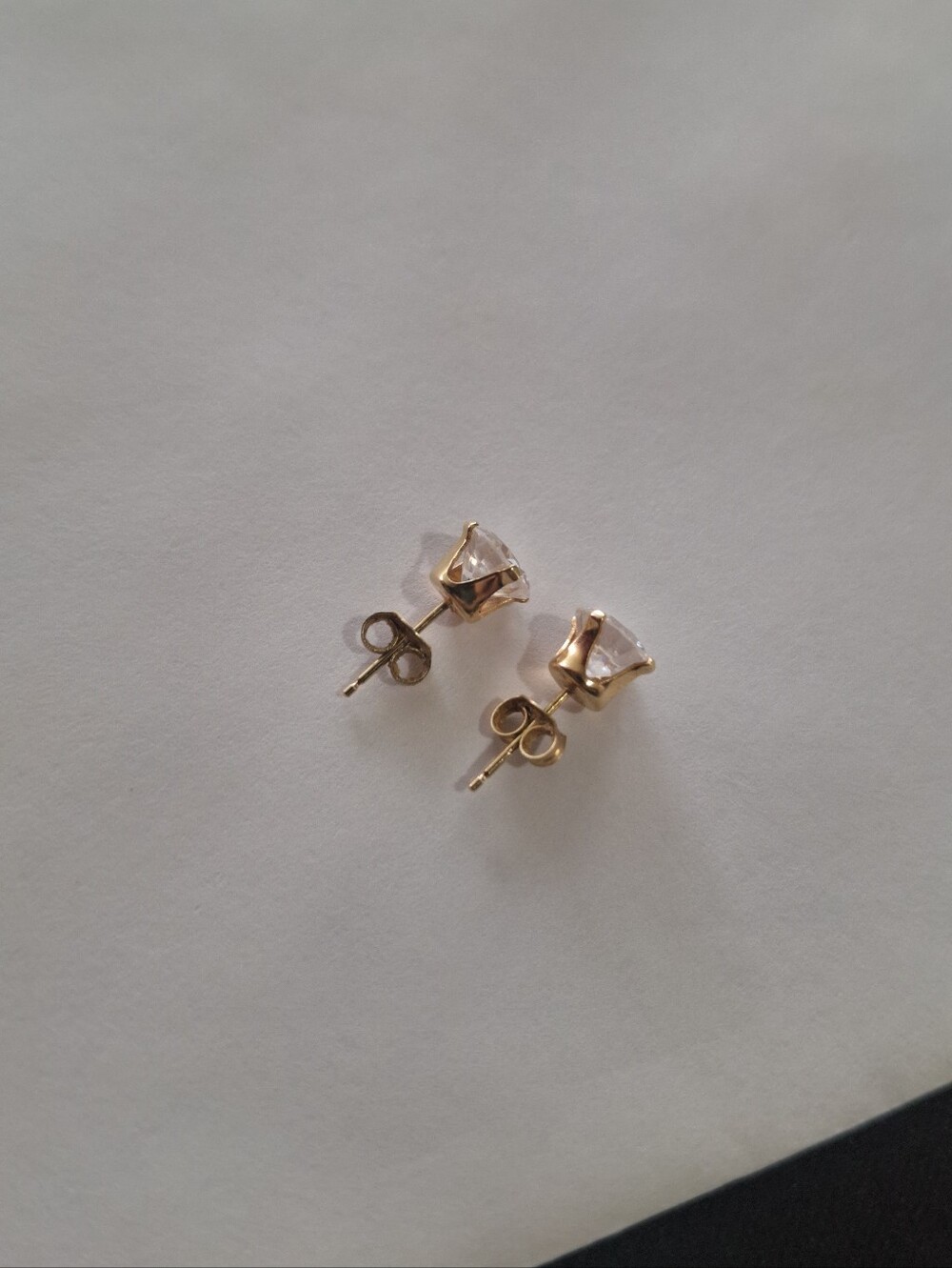 14K Gold CZ Solitaire Stud Earrings 6.4mm Round Basket Set - Picture 3 of 10